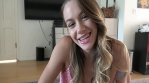 Naomi Russell plus Naomi Swan hard pussy fucking