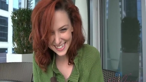 Big ass & shaved Emma Evins blowjob