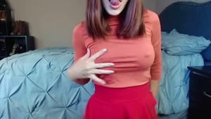 Squirt accompanied by piercing girl in stockings