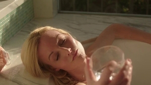 Perfect body blonde finds pleasure in rough nailing in HD