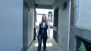 French babe has a thing for deepthroat in latex