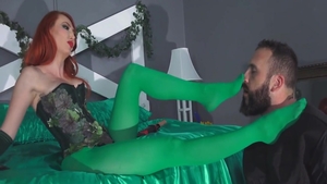 Babe Kendra James blowjob