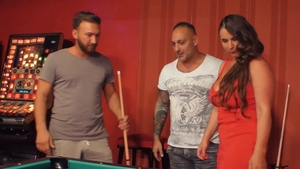 Deutsch Sexy Susi wearing dress threesome