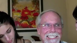 Petite babe Alex Harper goes in for sex in HD