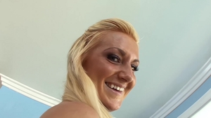 Wild blonde needs raw fucking in HD