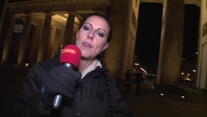 Tattooed Texas Patti cumshot outdoors