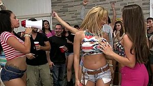 Dorm Invasion - Teal Conrad & Jamie Valentine group sex