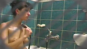 Got her pussy pounded in the bath