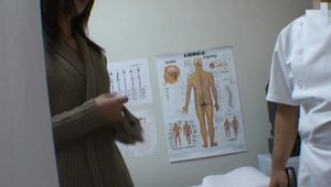 Amateur helps with pussy fucking